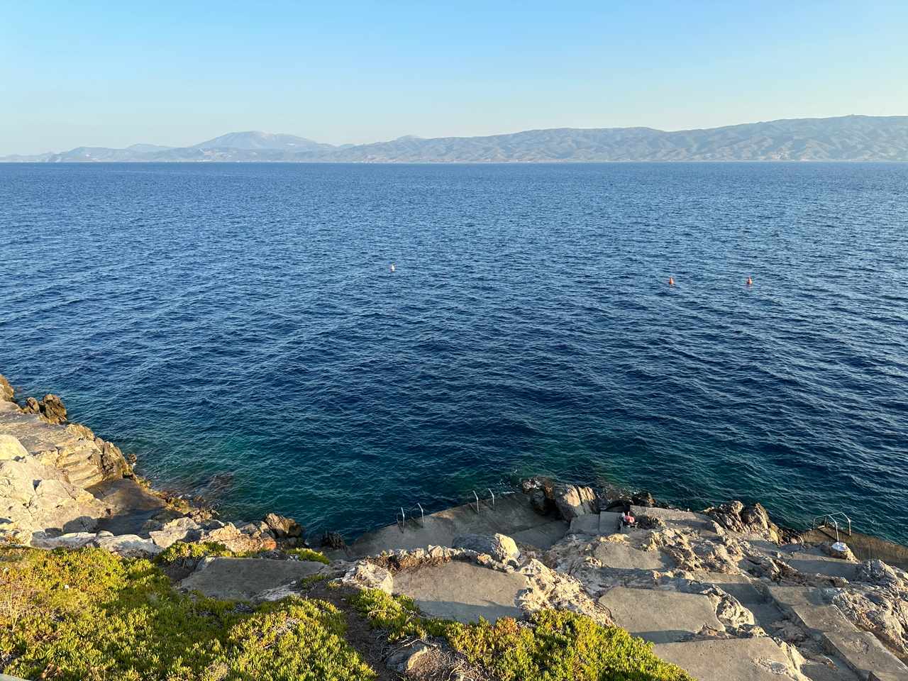Mandraki Beach